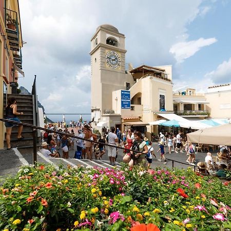 Qasar Luxury Suite - In Capri'S Piazzetta Exterior photo